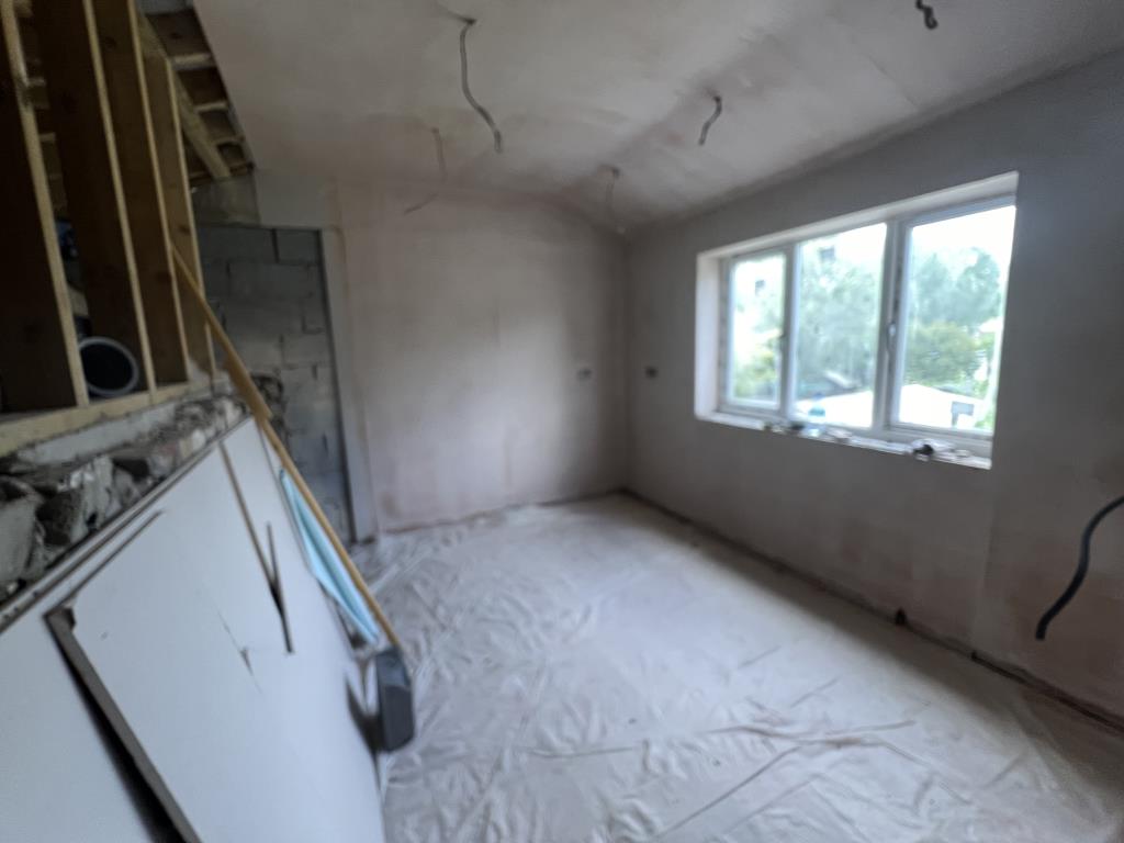 Lot: 153 - DETACHED COTTAGE FOR COMPLETE REFURBISHMENT - First floor-landing-study area